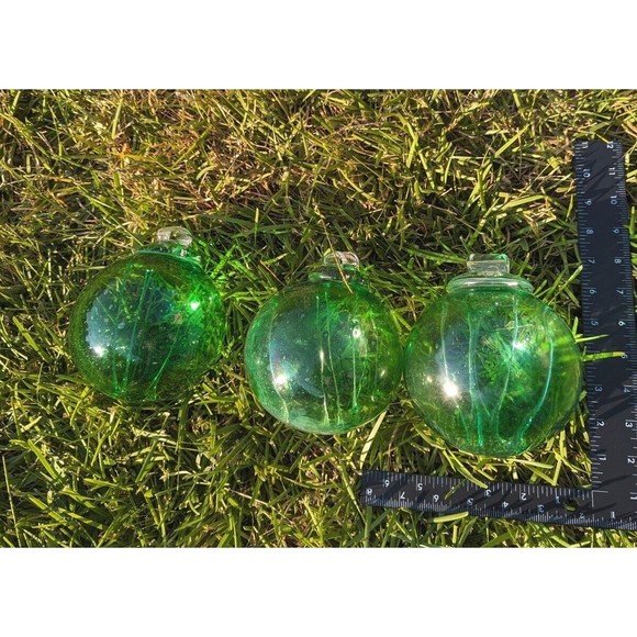Kitras Witch Ball Art Glass Green HandBlown  6-7"Spheres Influence Divine Spirit - Picture 4 of 6